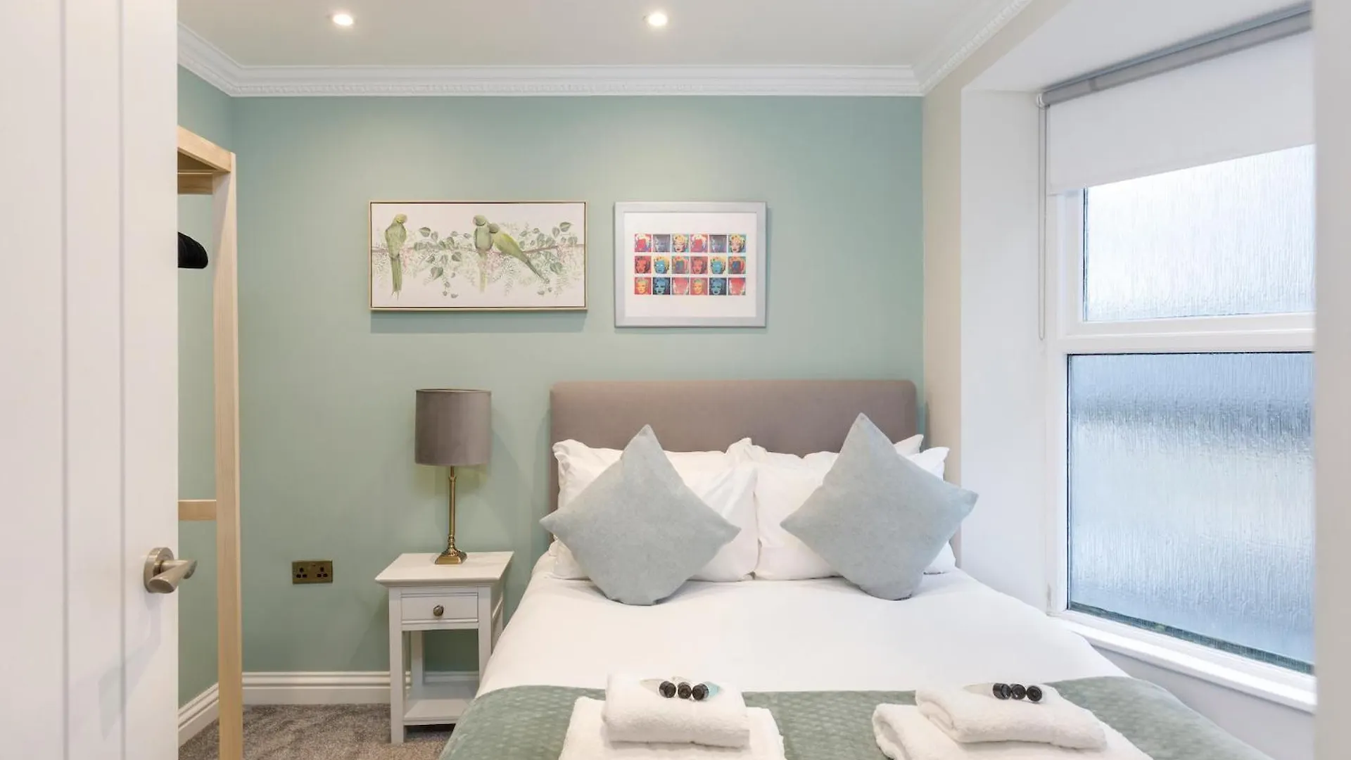 Stylish Townhouse By The Sea Villa Brighton Holiday home